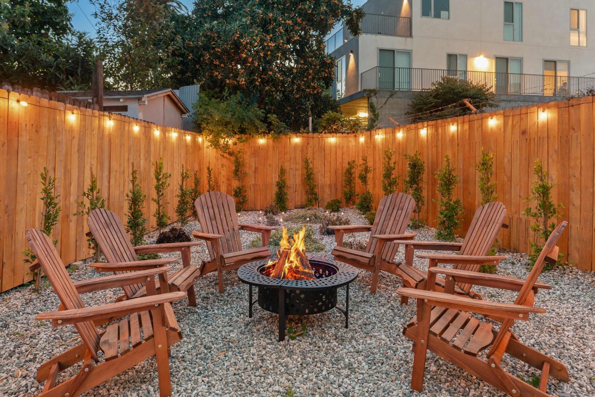 New Listing Midcity By Colby & Conrad * Los Angeles